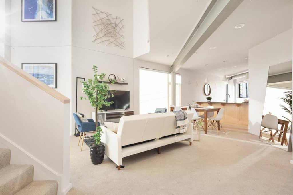 Upscale 3Br Penthouse By Cozysuites Indianapolis Zewnętrze zdjęcie
