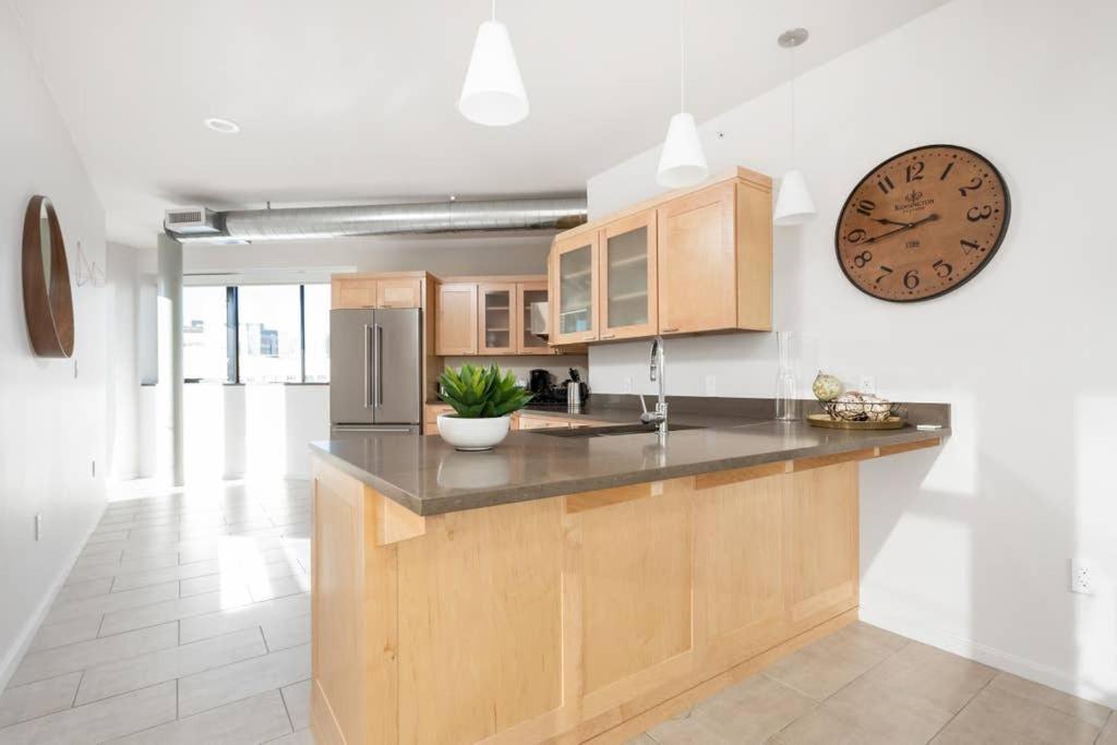 Upscale 3Br Penthouse By Cozysuites Indianapolis Zewnętrze zdjęcie