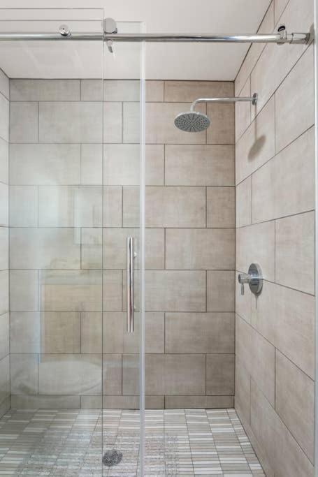 Upscale 3Br Penthouse By Cozysuites Indianapolis Zewnętrze zdjęcie