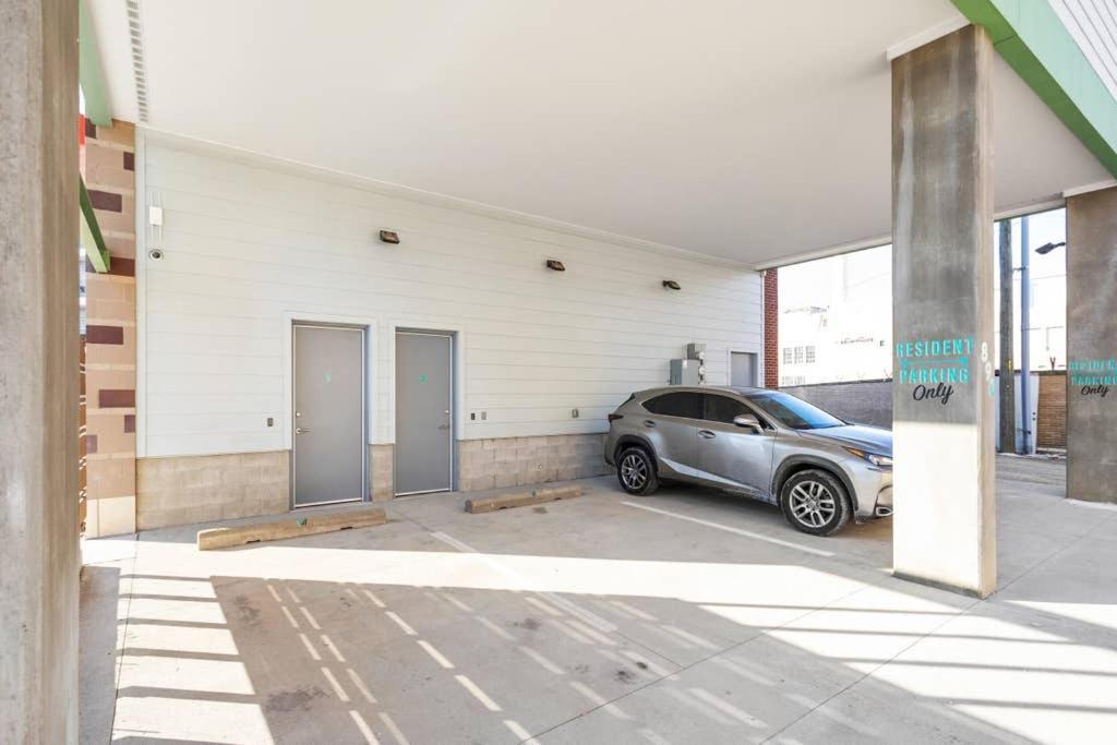 Upscale 3Br Penthouse By Cozysuites Indianapolis Zewnętrze zdjęcie