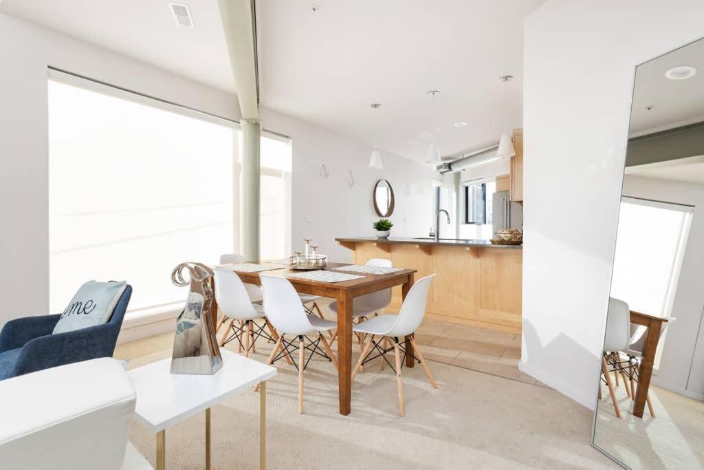 Upscale 3Br Penthouse By Cozysuites Indianapolis Zewnętrze zdjęcie